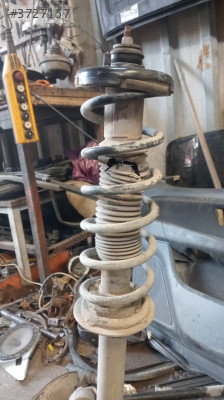 Honda Accord sağ arka amatsor çıkma