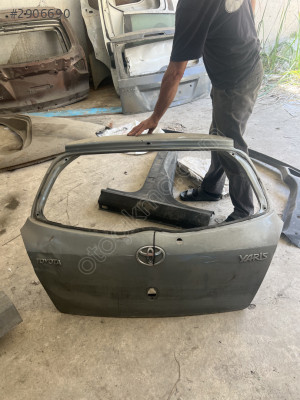 2006 2010 Toyota yaris çıkma arka bagaj