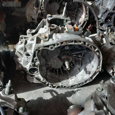 Renault tarafic sanzuman 1.9 dci çıkma muayer