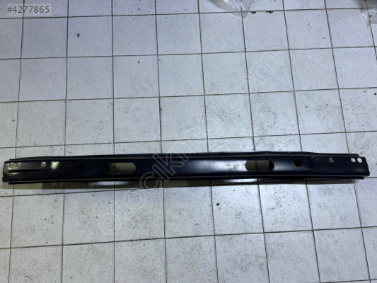 Vw Transporter T5-T6 Arka Tampon Demiri 2005-2015 7H0807305E