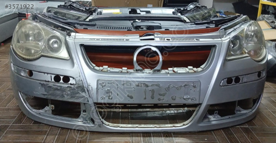VOLKSWAGEN POLO ORJİNAL ÇIKMA ÖN TAMPON FAR