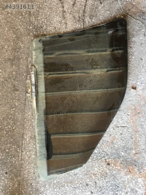 Ford Escort sol ön kapı camı