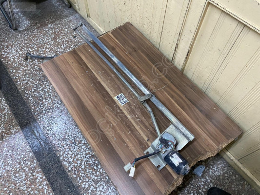 TOFAŞ ŞAHİN SİLECEK MOTORU , MURAT 131 SİLECEK MOTORU