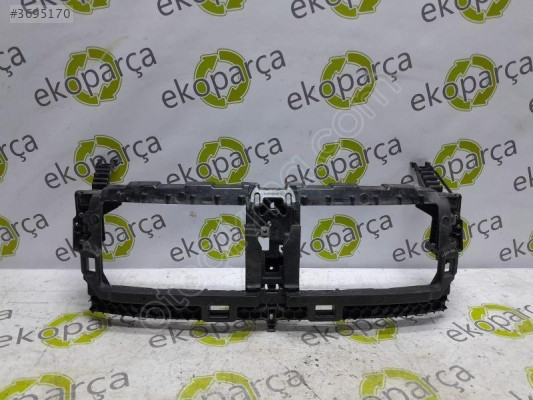 2021-2023 BMW 4 Serisi G22-G26 Radyatör Hava Kanalı 9498817