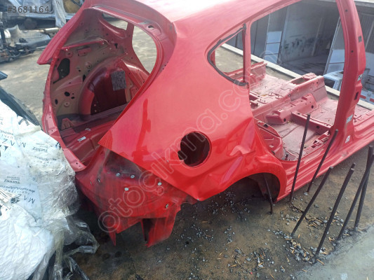 seat leon mk2 sağ arka çamurluk