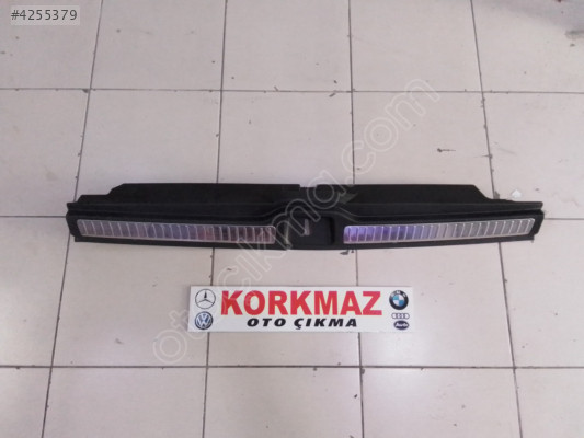 MERCEDES GLC X253 BAGAJ EŞİK BAKALİTİ