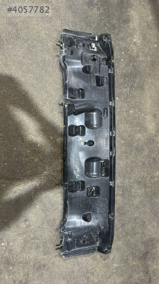 9816602280 2024 PEUGEOT PARTNER 1.5 BLUEHDİ ÖN CAM ALT BAKALİT
