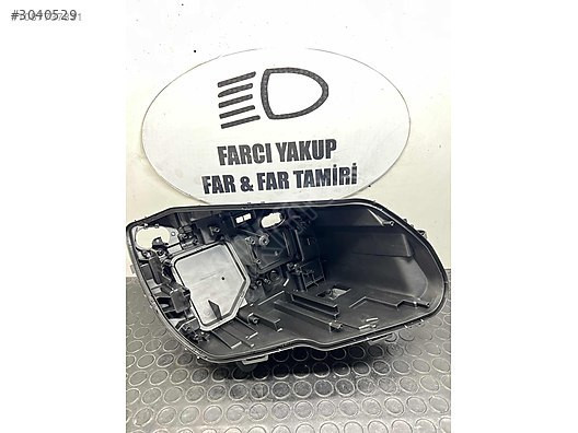MERCEDES W205 C200 SAĞ FAR KASASI SIFIR