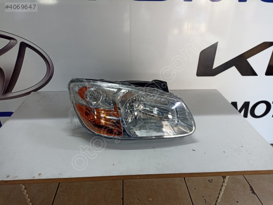 KİA CERATO 2007-2009 SAĞ FAR SIFIR YEDEK PARÇA
