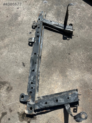 RENAULT CLİO 4 RADYATÖR TRAVERSİ