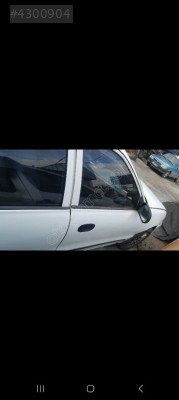 Hyundai accent sağ ön kapı