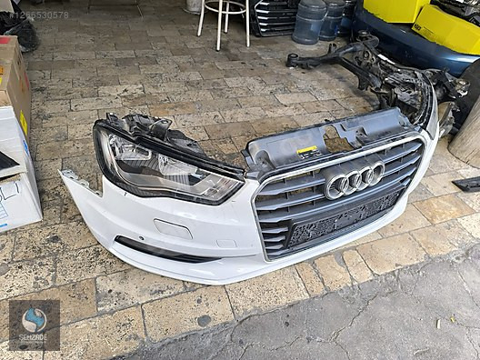 AUDİ A3 SAĞ FAR ÇIKMA ORJİNAL