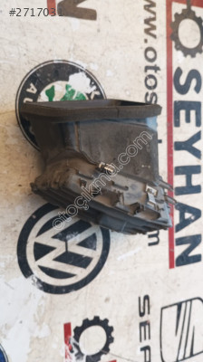 BM51018B09 Ford focus III hava menfezi