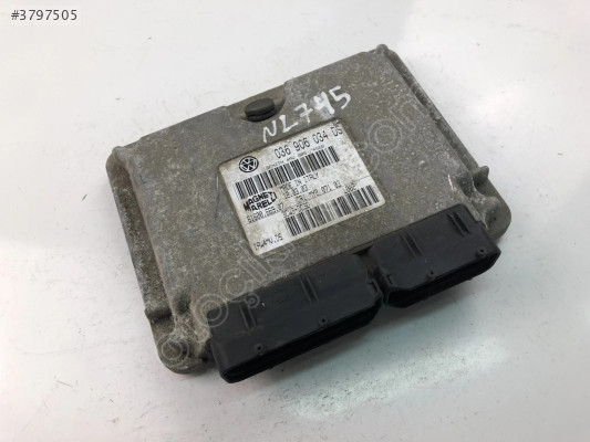 Volkswagen Golf Motor Beyni / 036906034DS