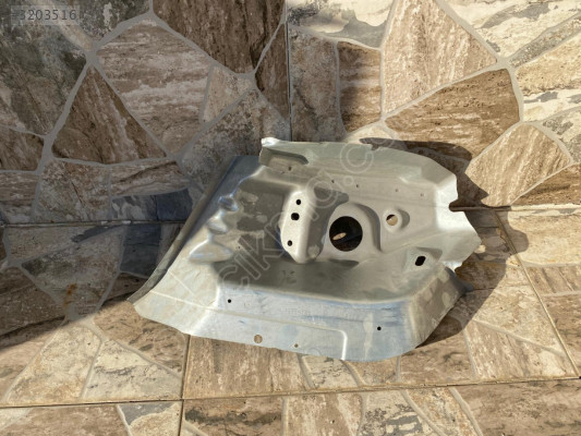 opel astra j sedan sag stop yuva saci  13348759