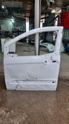 Ford torneo 2017 model sol on kapi