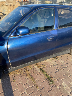 HYUNDAİ ACCENT SOL ÖN KAPI DÖŞEME OZANSOY BURSA