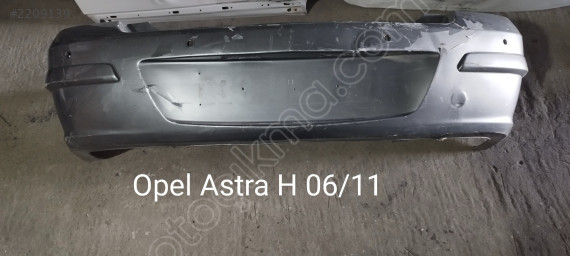 Opel Astra H sedan çıkma arka Tampon
