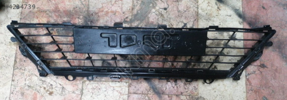 Renault Megane ön tampon ızgarası 16-19 || Orjinal Oto Çıkma