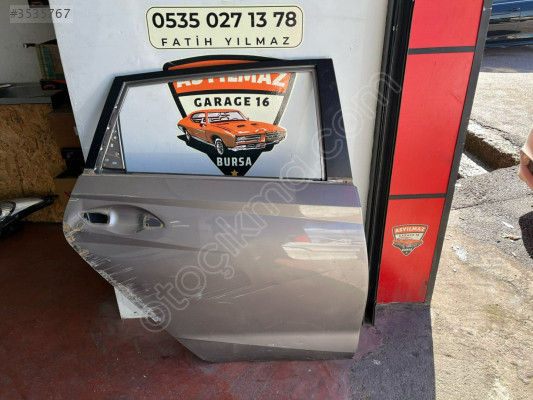 HYUNDAİ İ20 SAĞ ARKA KAPI ORJİNAL