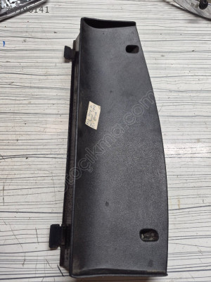 R19 Gösterge Siperliği Üst Bagalit 7700815063