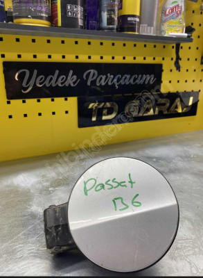 PASSAT B6 DEPO KAPAĞI