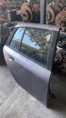 RENAULT THALİA SAĞ ARKA KAPI OTO FEDAİ