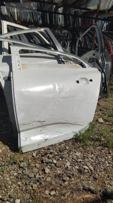 Renault Megane 4 model 2017 sol arka kapı