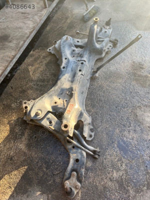 TOYOTA COROLLA MOTOR ALT TRAVERS