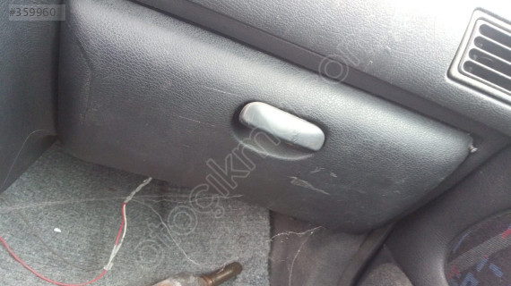 Pejo 106 torpido kapak yedek parça