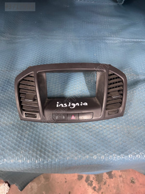 Opel insignia teyip çerçevesi