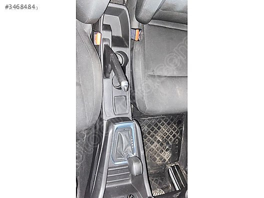 RENAULT CLIO 5 VİTES KONSOLU ÇIKMA KONUK OTO 05366077016