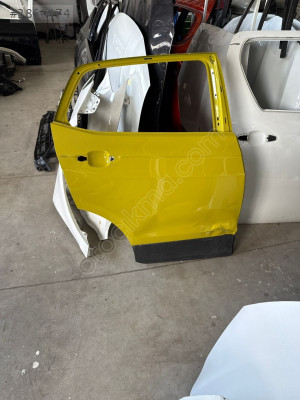T-cross sağ arka kapı