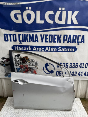 Hyundai İ30 Sağ Ön Kapı ORJİNAL