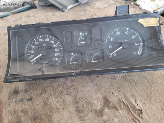 Renault Europa Orjinal Kilometre saati