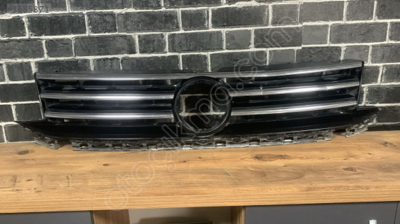 2K5853653A 2015-2020 orjinal vw caddy ön panjur