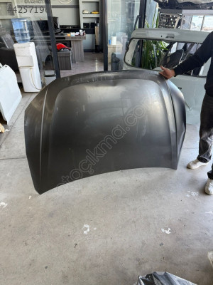 Seat İbiza motor kaputu