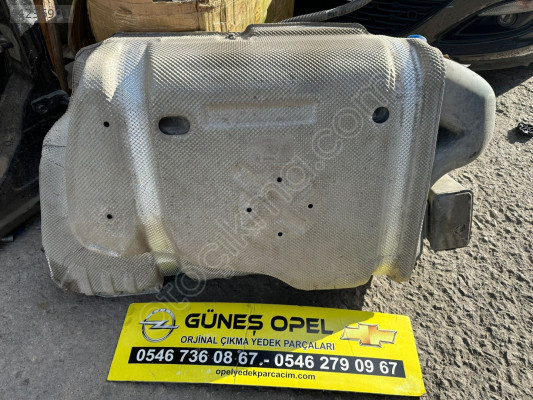 OPEL ASTRA J 1.6 BENZİNLİ YAKIT DEPOSU ÇIKMA ORJİNAL GM 375004041