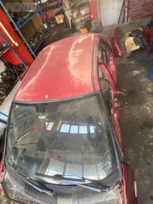 Fiat albea çıkma tavan arka komple