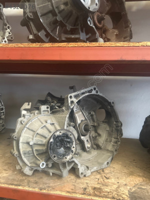 VOLKSWAGEN CADDY 1.9 6 İLERİ MANUEL ŞANZIMAN ORJİNAL