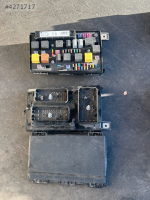 13206754 HB 13250232 KA OPEL ASTRA H SİGORTA TAPLASİ KUTUSU