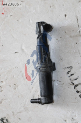 BMW 5 SERİSİ F07 F10 F11 SAĞ FAR YIKAMA ROBOTU 7149886