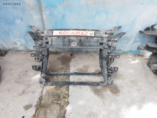 AUDI Q2 ÖN PANEL