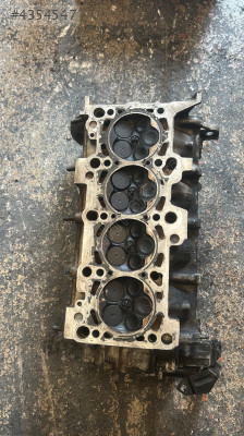 VOLKSWAGEN PASSAT 1.8T SİLİNDİR KAPAĞI ÇIKMA ORJİNAL