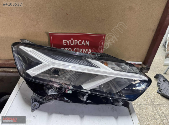 DACİA SANDERO SAĞ FAR ORJİNAL EYUPCAN OTO'DA