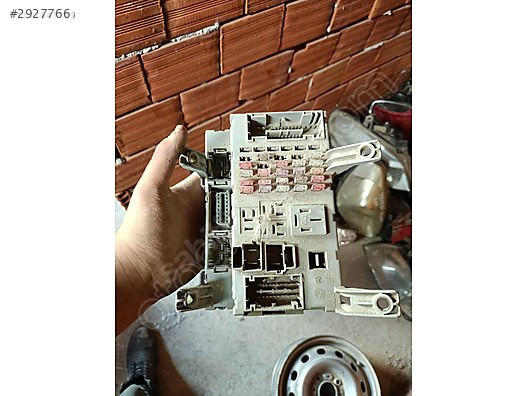 Fiat Albea sigorta kutusu iç EMR OTOMATİV