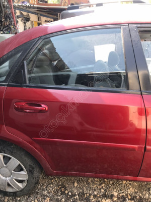CHEVROLET LACETTİ SAĞ ARKA KAPI DOLU MONTECAR