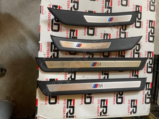 BMW kapı çıtaları takım M5 F10 51478050047
