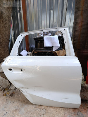 Audi A3 sağ arka kapı 2021-2025 orjinal çıkma parça