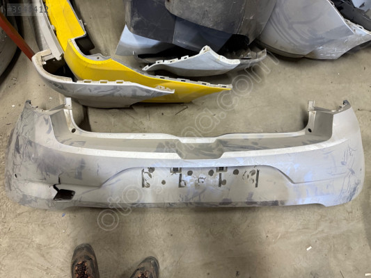 RENAULT MEGANE 4 HB ÇIKMA ORJİNAL ARKA TAMPON BDÇ